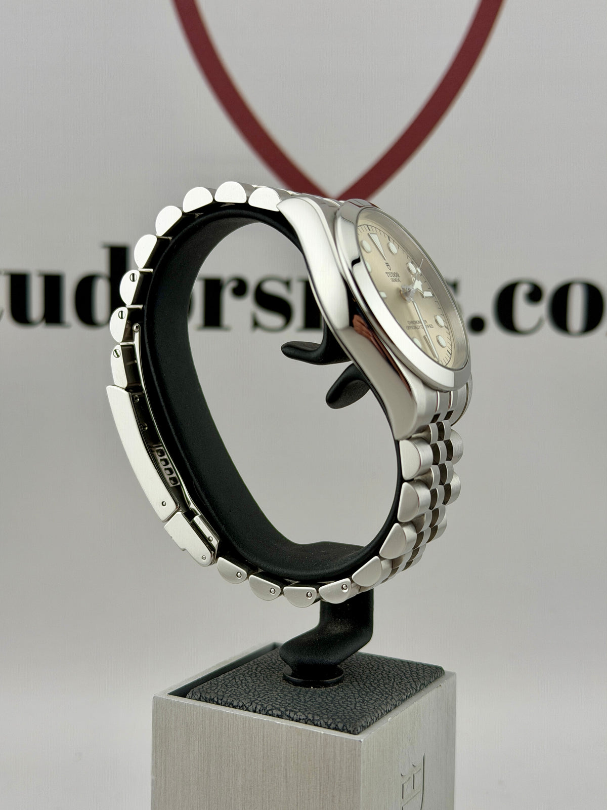2023 TUDOR Black Bay One 36mm Champagne Dial M79640 Full Set Warranty