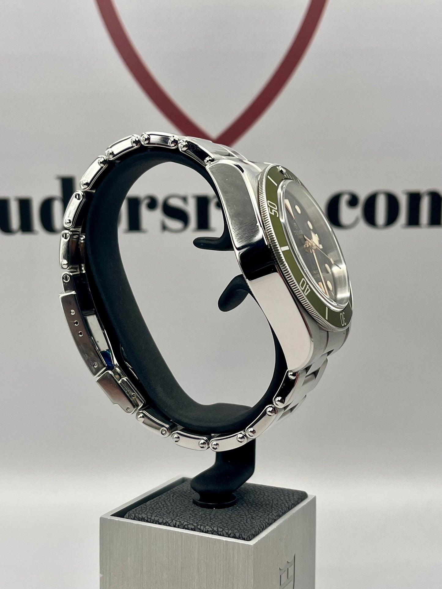 2022 TUDOR Black Bay 79230G 'Harrods' Edition - 41mm - Full Set