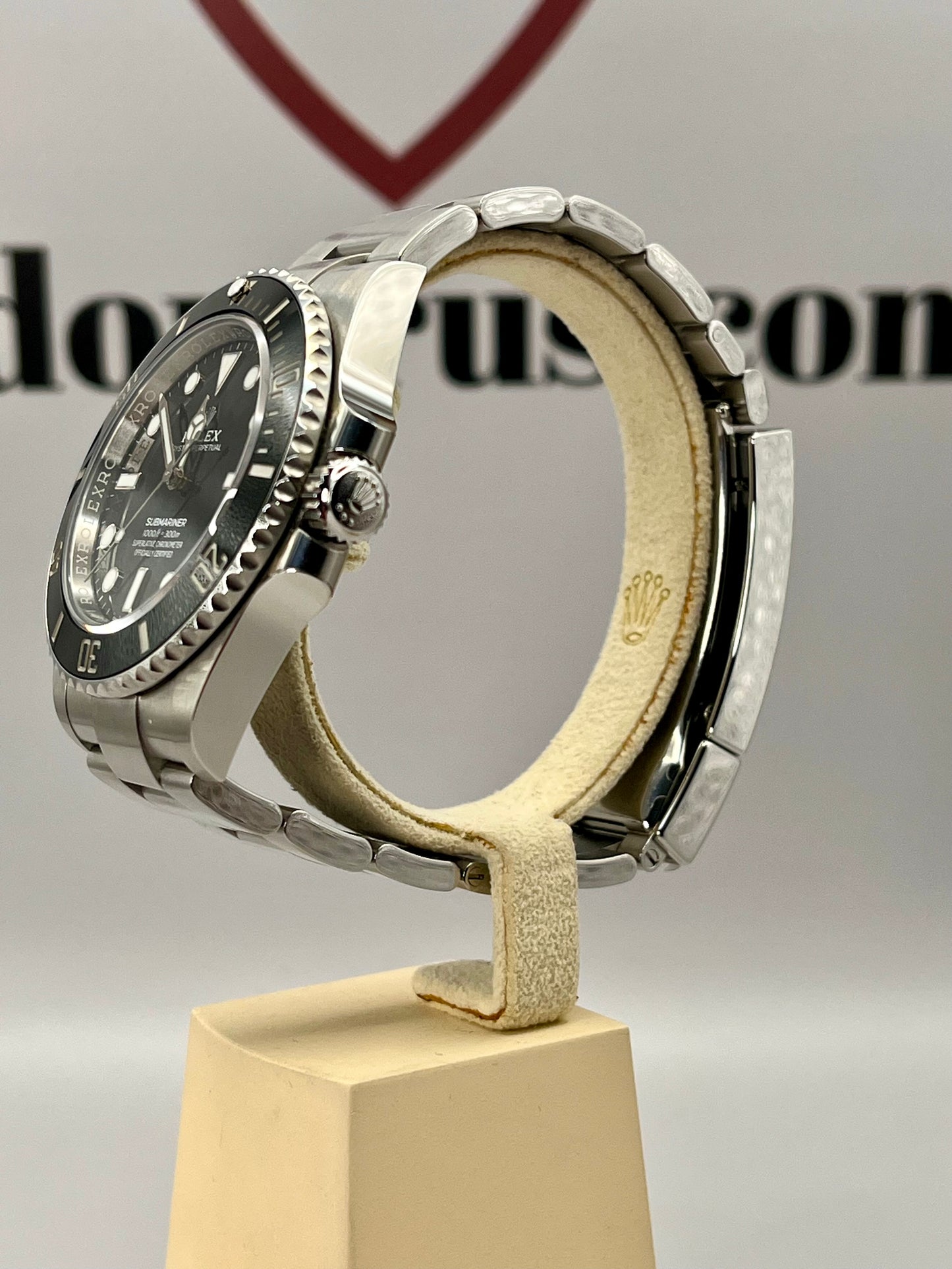 2021 ROLEX Submariner - 124060 - 40 mm - Full Set - Warranty