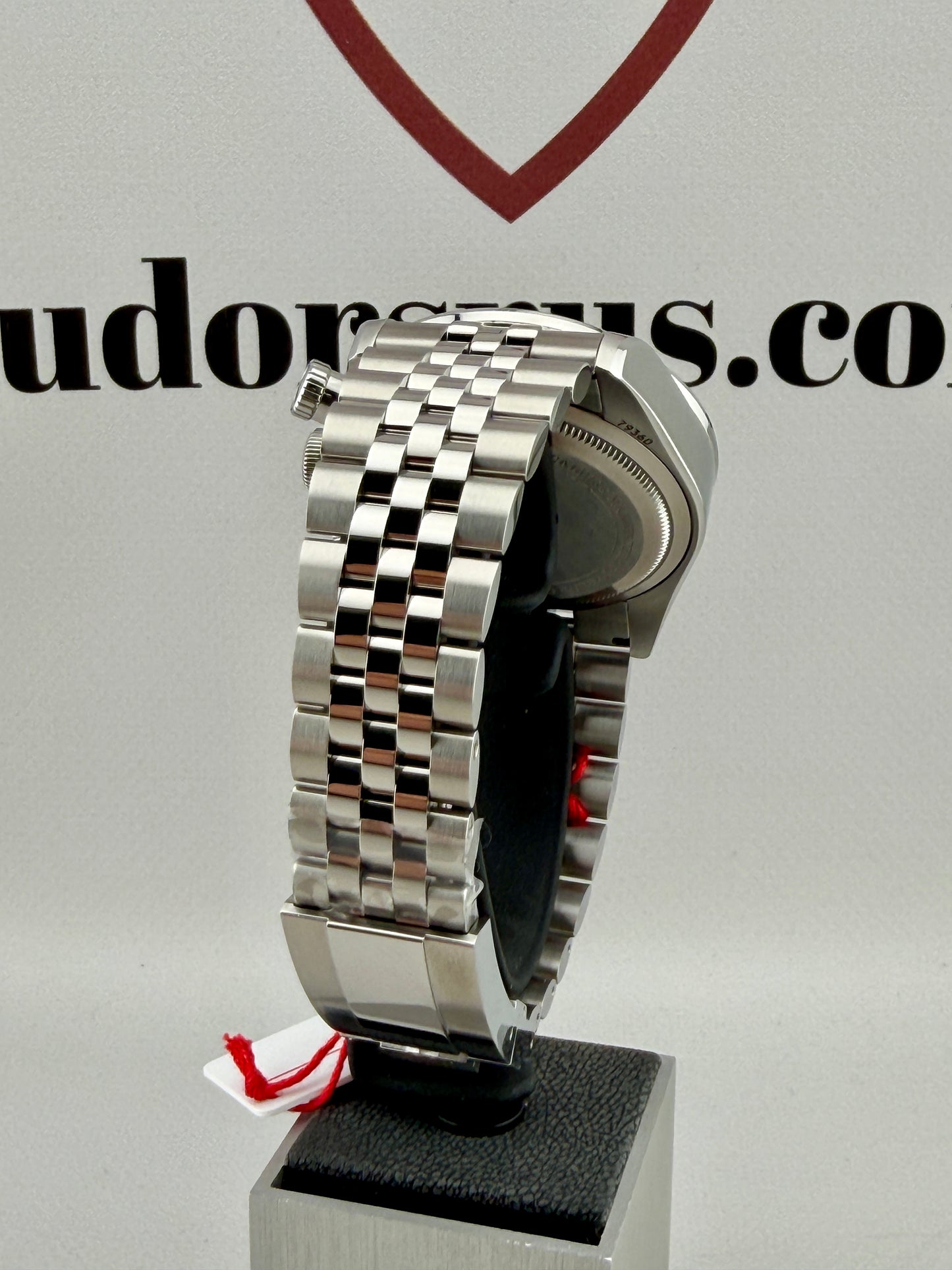 Unworn 2026 TUDOR Black Bay Chrono 'Reverse Panda' 41mm Full Set