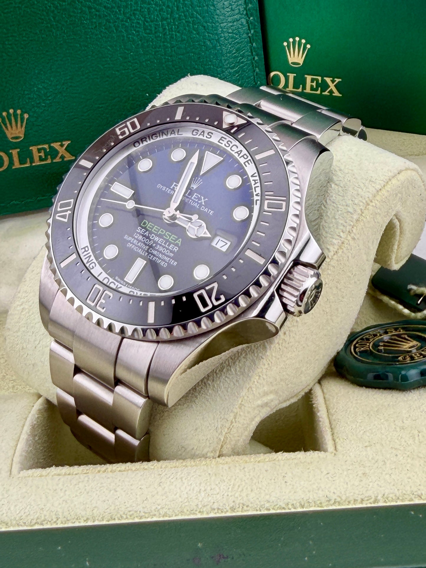 ROLEX SD DeepSea James Cameron 116660 44mm Superb Condition