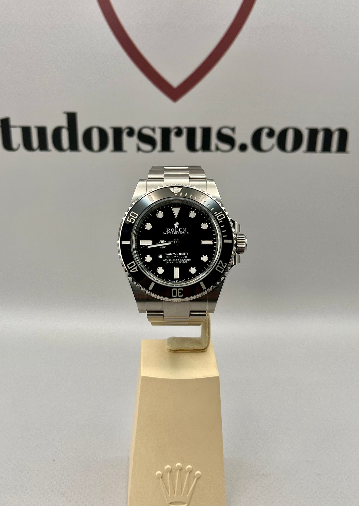 2025 **BRAND NEW** ROLEX Submariner - 124060 - 40 mm - Full Set