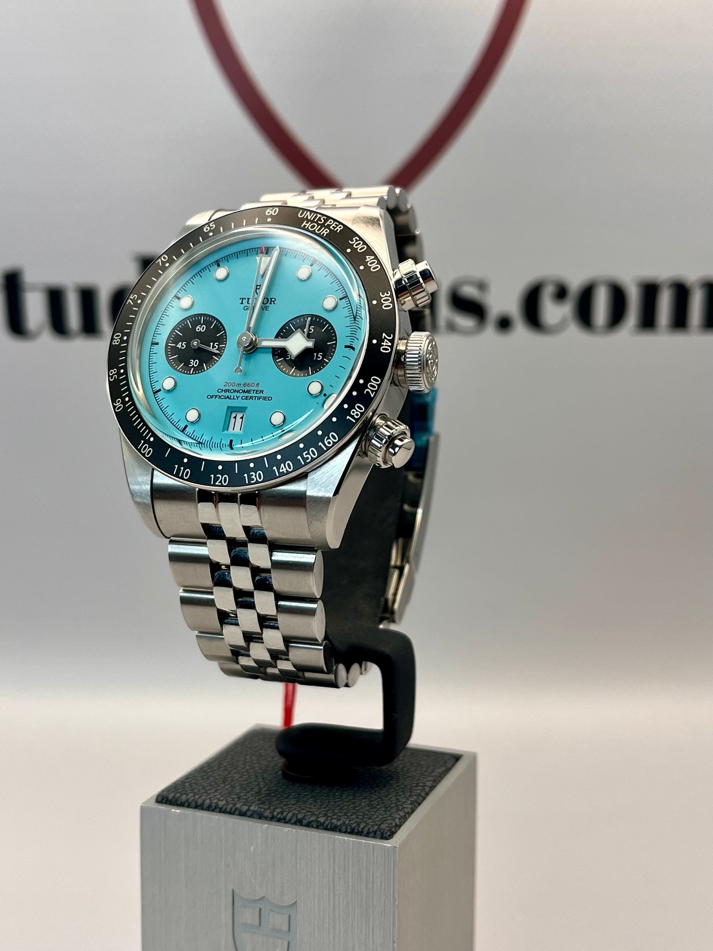 2025 *UNWORN* TUDOR Black Bay Chrono Flamingo - 79360N - 41mm - Full Set