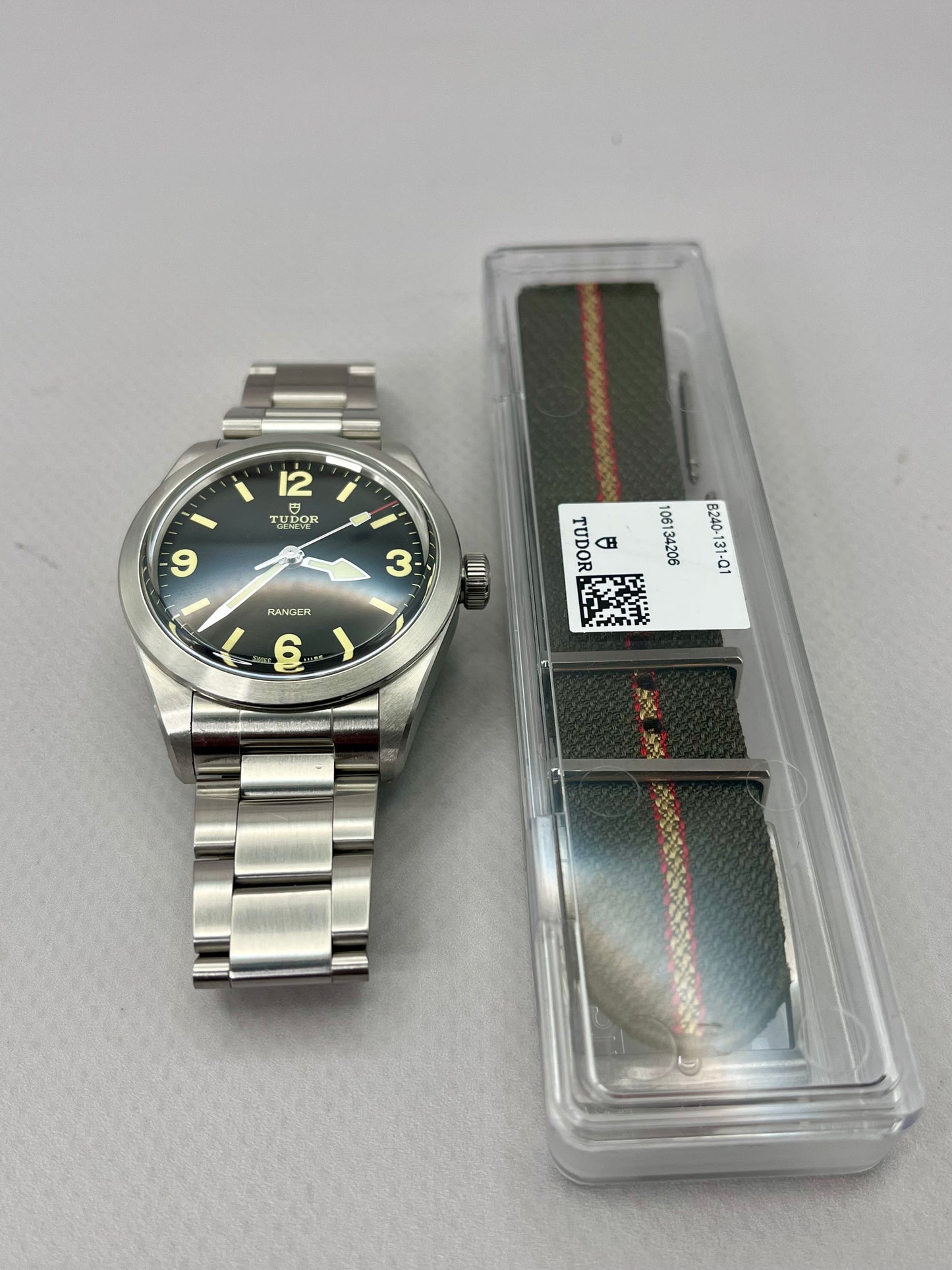 2022 TUDOR Ranger 79950 - 39mm - 2 x OEM Straps - Full Set