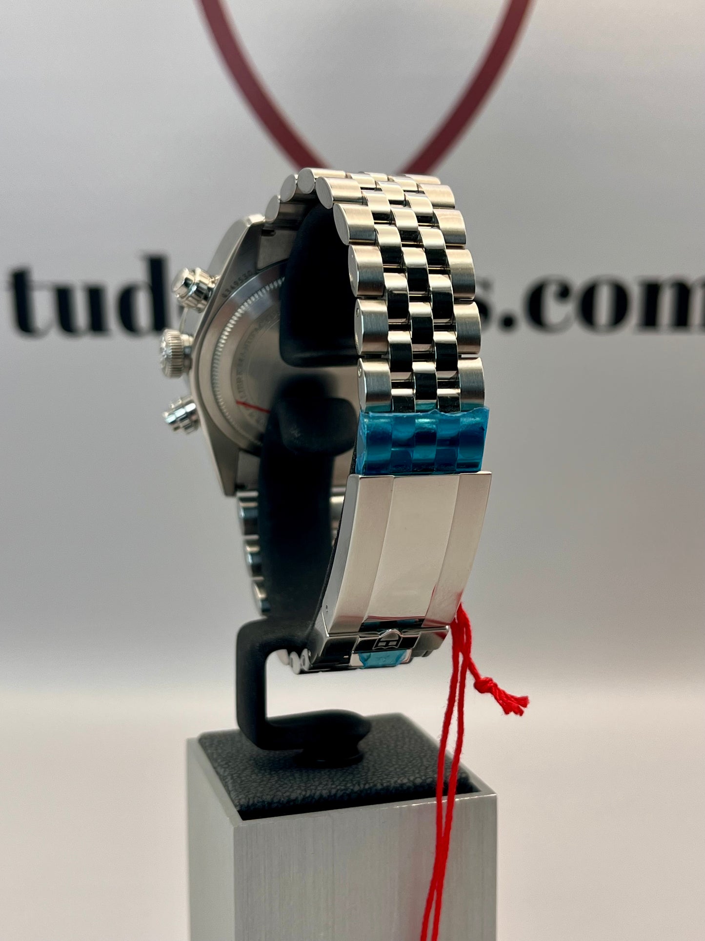2025 *UNWORN* TUDOR Black Bay Chrono Flamingo - 79360N - 41mm - Full Set
