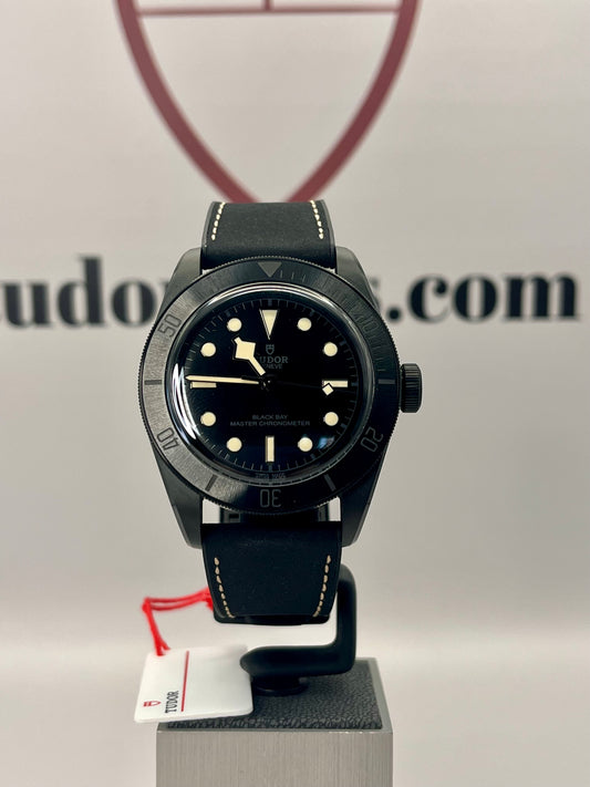 2025 **BRAND NEW** TUDOR Black Bay Ceramic 79210CNU - 41mm